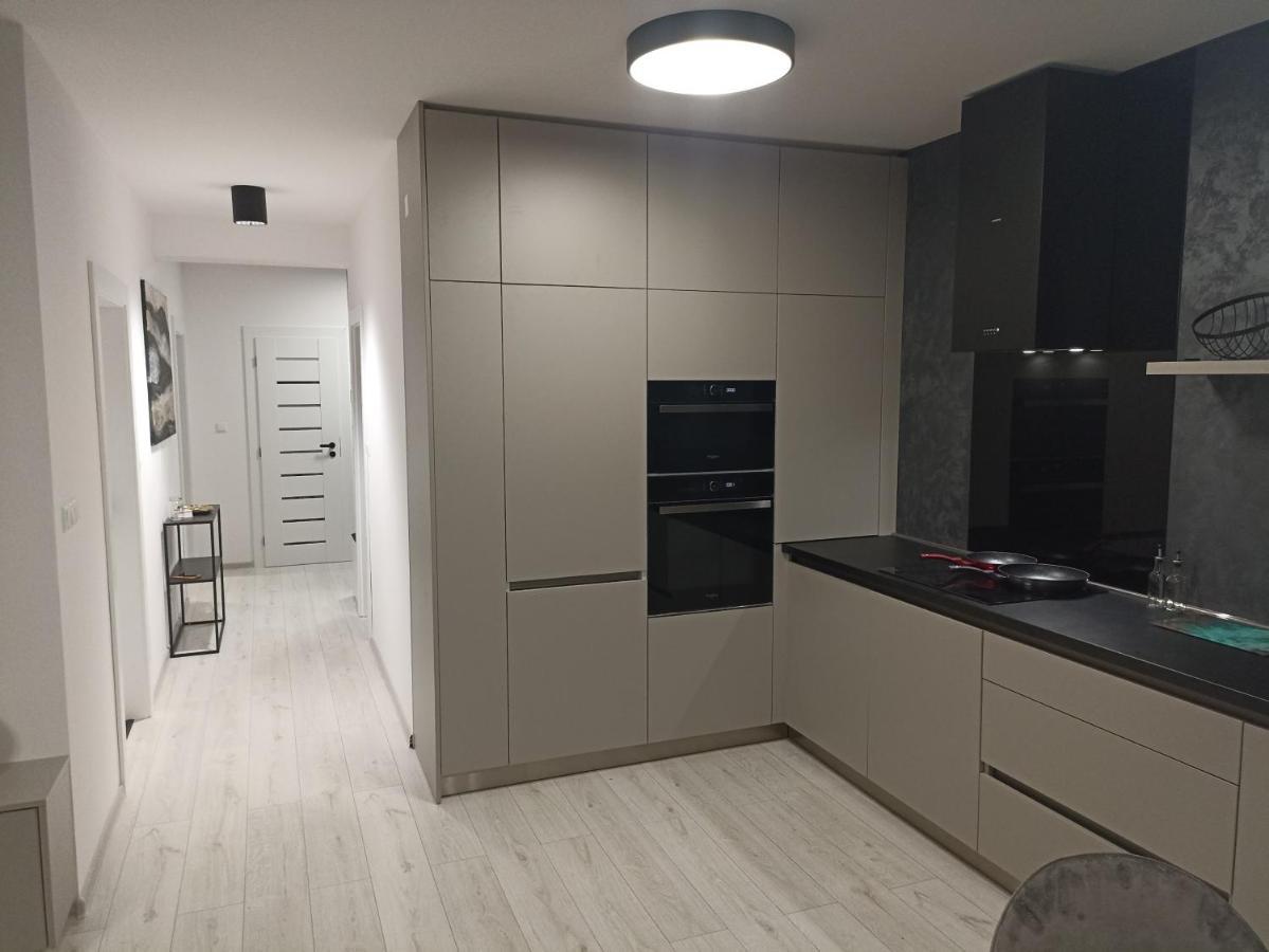 Mbv28 Apartments Πόπραντ Εξωτερικό φωτογραφία